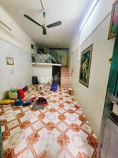 CC bán nhà đường Hoàng Mai, ngõ nông, ba gác đỗ cửa, nở hậu, nhỉnh 5tỷ