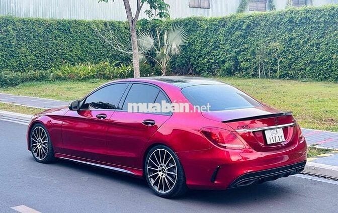 Mercedes Benz C300 2018 full đồ chơi C63