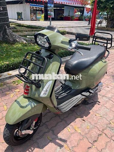 vespa sprint 2022 , 10.000 km, xe gần như mới