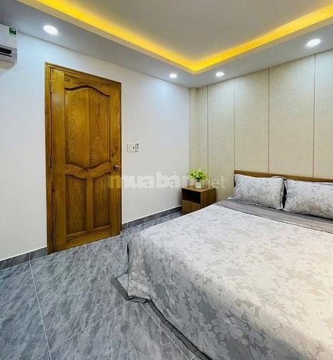 Bán gấp nhà 2 phòng khách đường Lê Văn Lương Quận 7, 40m2 3tỷ140
