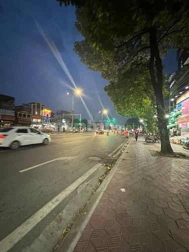  NHÀ MẶT PHỐ NGỌC HỒI HOÀNG MAI – THU 200TR/T DT: 218m² | 8 tầng 