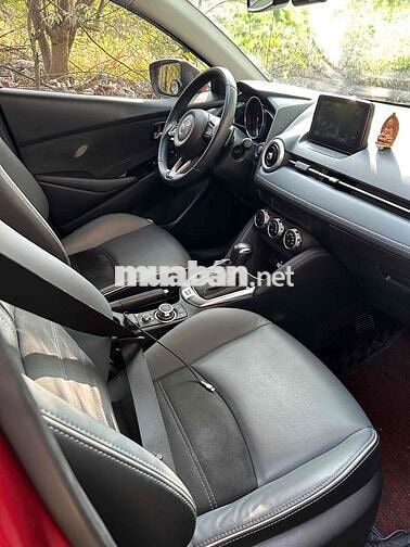 Mazda 2 2023 1.5 Luxury - 24000 km