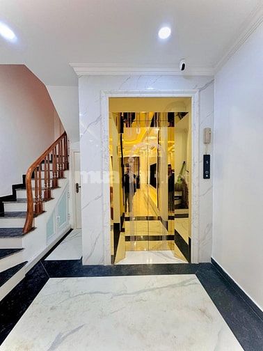 Phố Yên lạc Vĩnh tuy  Hai Bà Trưng ôtô vào nhà  5 tầng thang máy 