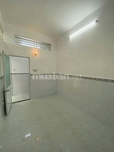 Bán gấp nhà c4 ngay BV Xuyên Á, Củ Chi, Sổ hồng , 116m2, 750 Triệu