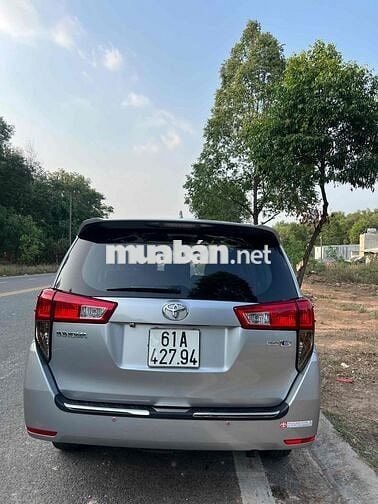 Toyota Innova 2017 2.0E - 57000 km