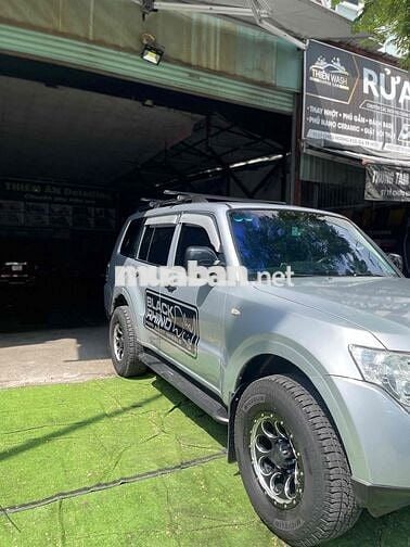 Mitsubishi Pajero 2008 3 - 210000 km