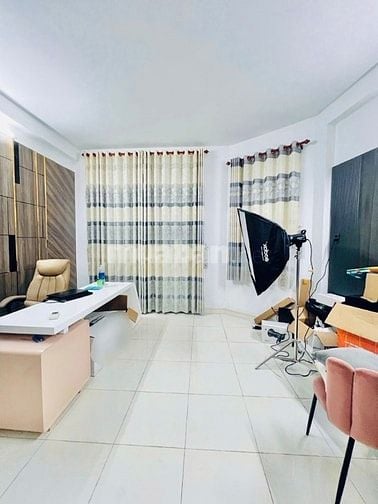 HẺM XE HƠI TRÁNH,2 MẶT THOÁNG,183m2 DTSD,3TẦNG 5x14m,GẦN CHỢ THẠCH ĐÀ