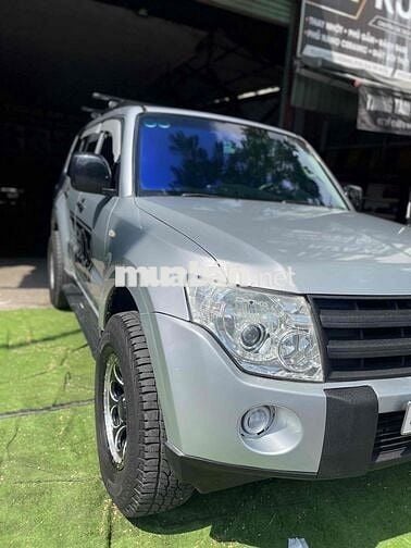 Mitsubishi Pajero 2008 3 - 210000 km