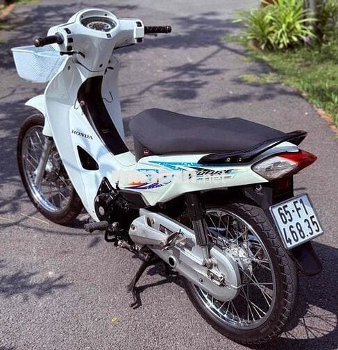 em muốn bán chiếc Honda Future 2 máy Thái