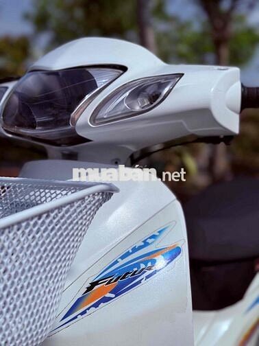 em muốn bán chiếc Honda Future 2 máy Thái