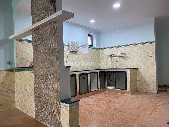 Cho thuê nhà nguyên căn, hẻm xe hơi, DT sử dụng 100 m2