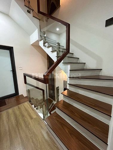 SIÊU PHẨM BA ĐÌNH NGÕ RỘNG THOÁNG 50M RA PHỐ - DÂN XÂY- FULL NỘI THẤT 