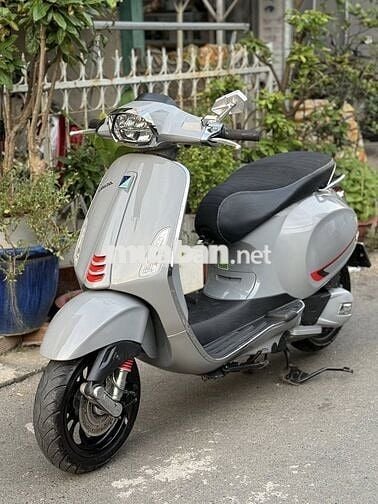 Vespa sprint “ABS” 2020