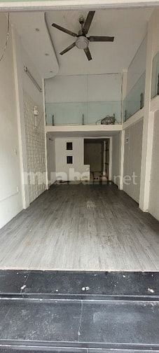 Cho thuê cửa hàng, văn phòng 297 Vũ Hữu, Thanh Xuân, HN. Giá 10tr/1th.