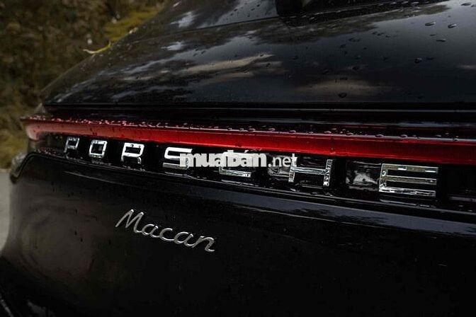 Porsche Macan Model 2022 Đen Kem Bill Option 600tr