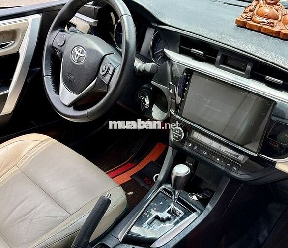 Toyota Corolla Altis 2016 1.8G AT - 102000 km