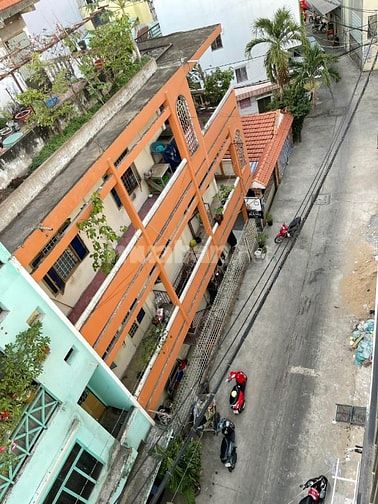  NHÀ ĐẸP 4 LẦU HẺM 7M CHỈ CÁCH MT HẬU GIANG 20M