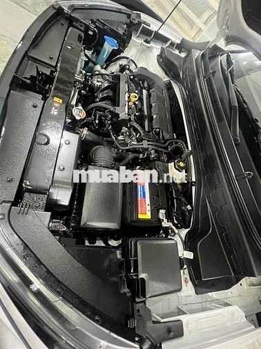 Kia Sonet 2023 Premium 1.5 AT - 8000 km