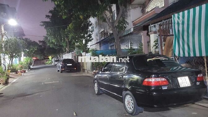 Fiat Albea Ý 2007 bản full gia đình 1 chủ,9900 km