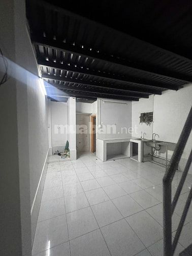 Cho thuê nhà 211A Thạch Lam, P. Phú Thạnh, Q. Tân Phú 15tr/th
