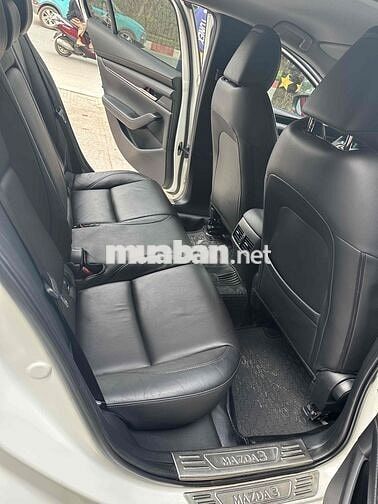 Mazda 3 2021 1.5 Luxury - 510000 km