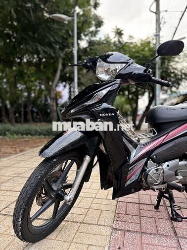 🍁 🌈🤩Honda Wave RSX fi , màu đen,bánh mâm hình thật