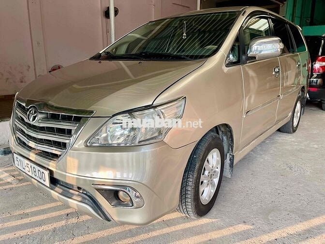 Toyota Innova 2014 2.0E - 125876 km