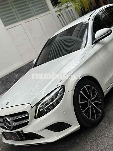 Mercedes Benz C200 Model 2019 . Ngay chủ