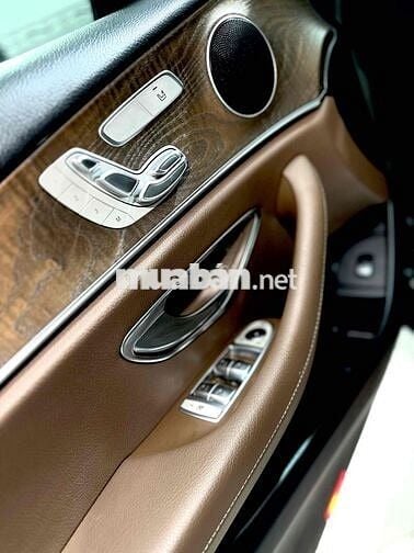 Mercedes E200 Mua mới 2018 - 102000 km Chính chủ