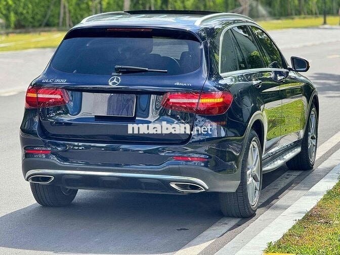 Mercedes GLC 300 2018 4MATIC. Xe GĐ Lướt 39000Km