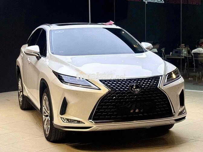 Lexus RX 2022 300 - 18000 km