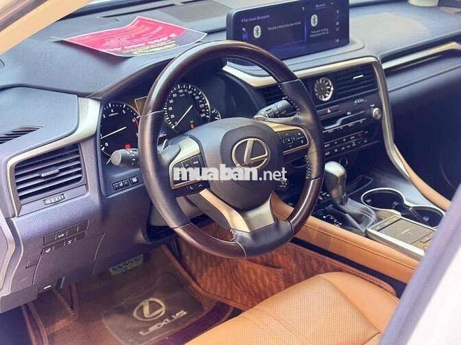Lexus RX 2022 300 - 18000 km
