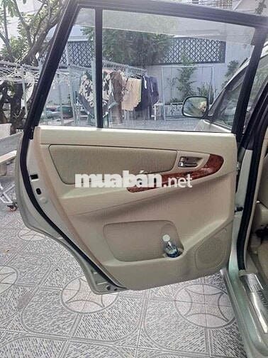 Toyota Innova 2007 G - 31000 km