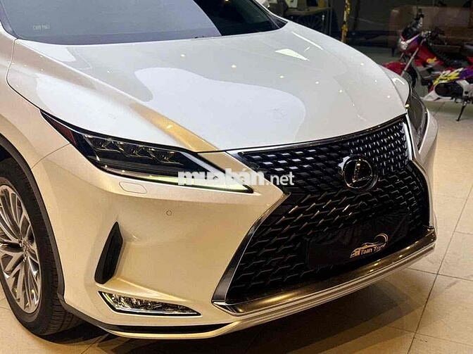 Lexus RX 2022 300 - 18000 km