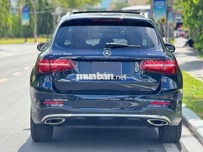 Mercedes GLC 300 2018 4MATIC. Xe GĐ Lướt 39000Km
