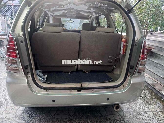 Toyota Innova 2007 G - 31000 km