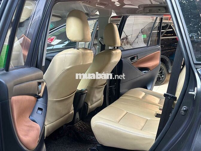 Toyota Innova 2019 2.0E - 84500 km