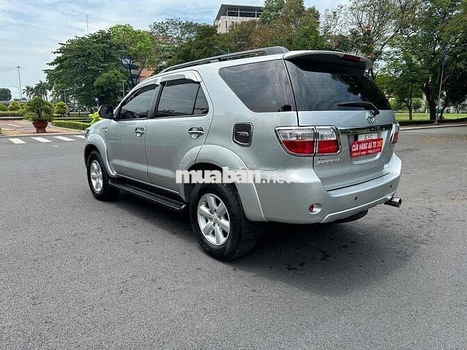 Toyota Fortuner 2009 -AT HSCT