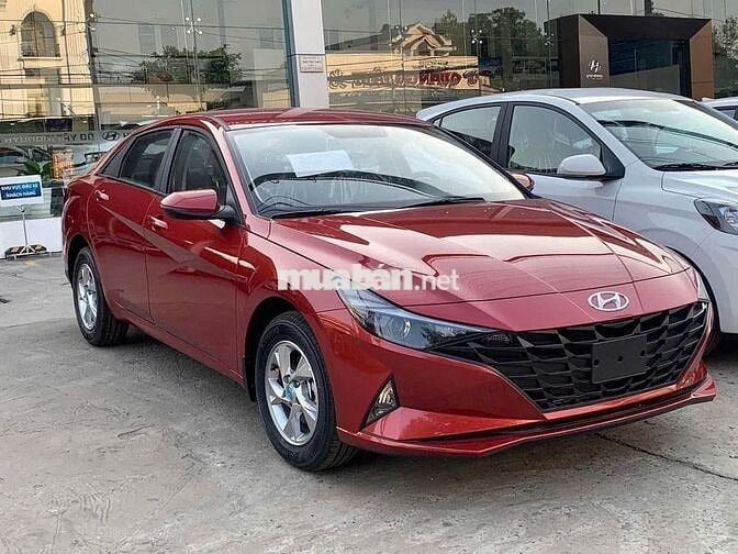 ELANTRA 1.6AT TIÊU CHUẨN GIẢM GIÁ LÊN ĐẾN 100TR