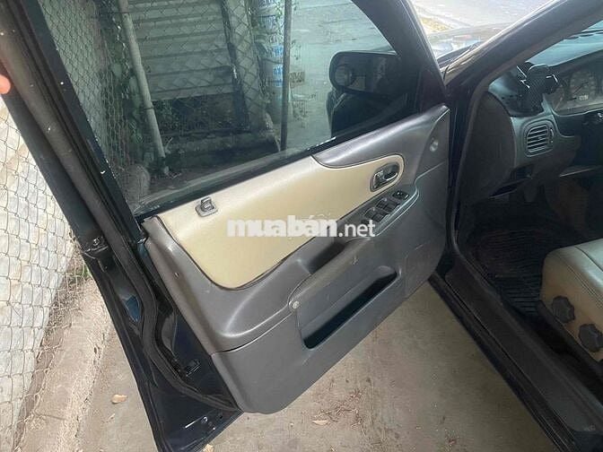Ford Laser 2000 về sẵn đi