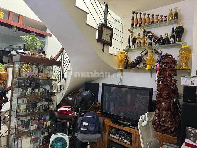 Cần bán gấp nhà C1 Phạm Hùng 1 trệt 1 lầu