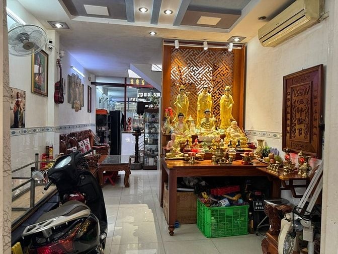 Cần bán gấp nhà C1 Phạm Hùng 1 trệt 1 lầu