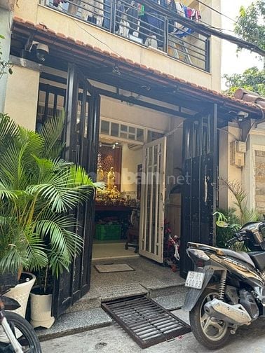 Cần bán gấp nhà C1 Phạm Hùng 1 trệt 1 lầu