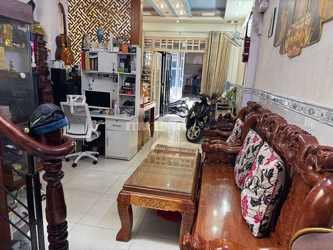 Cần bán gấp nhà C1 Phạm Hùng 1 trệt 1 lầu