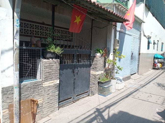 Nhà giá rẻ ,Nhanh chân mới kịp nha khách 