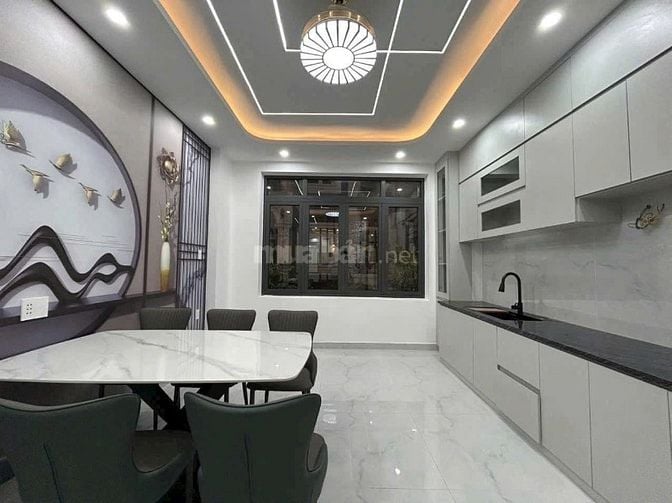 🔥 Kẹt Tiền Cần Bán Gấp Nhà Nguyễn Chí Thanh, Quận 10 – 60m², 4 Tầng