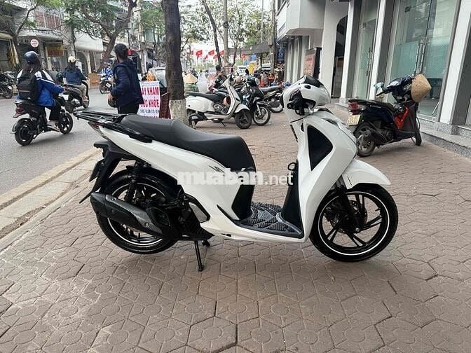 Sh 125 ABS 2017 trắng đen sporty biển B2