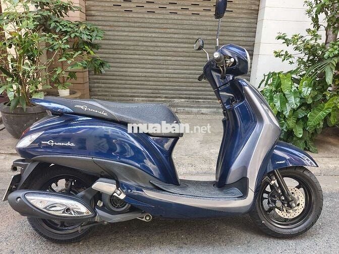 Grande bản Hybrid xăng điện, công chứng ngay