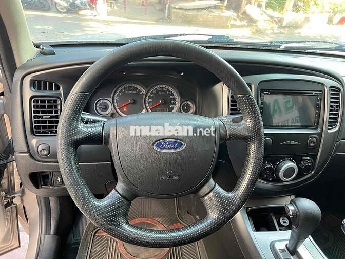 Ford Escape 2009 XLT 2.3L 4x2 AT - 140 km