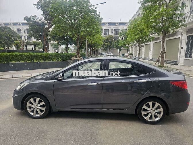 Hyundai Accent 2011 1.4 MT - 120000 km